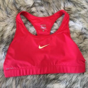 Nike Dri-Fit Coral Sportsbra